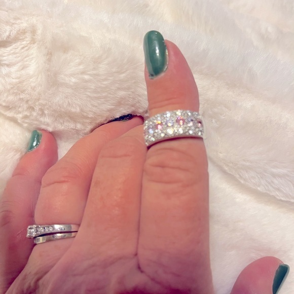 Pink ring - Picture 2 of 4